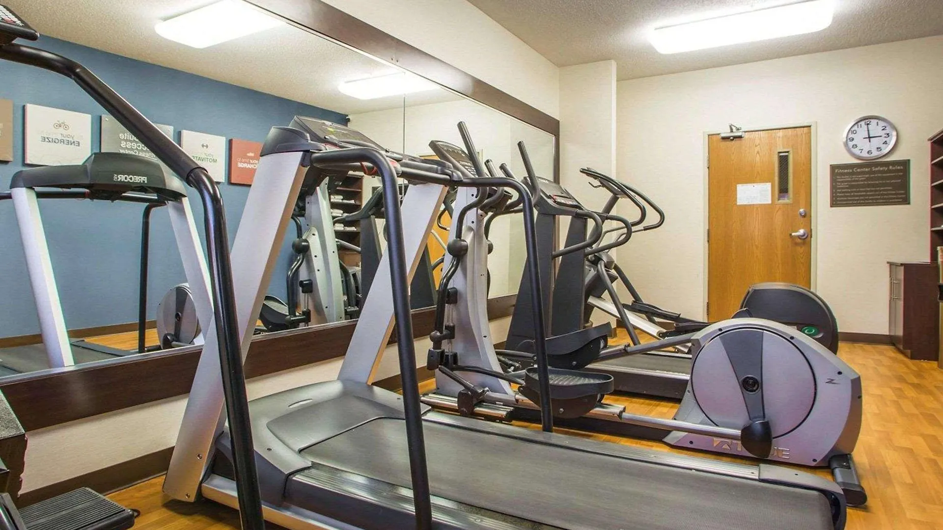 Comfort Suites Columbus West - Hilliard Hotel