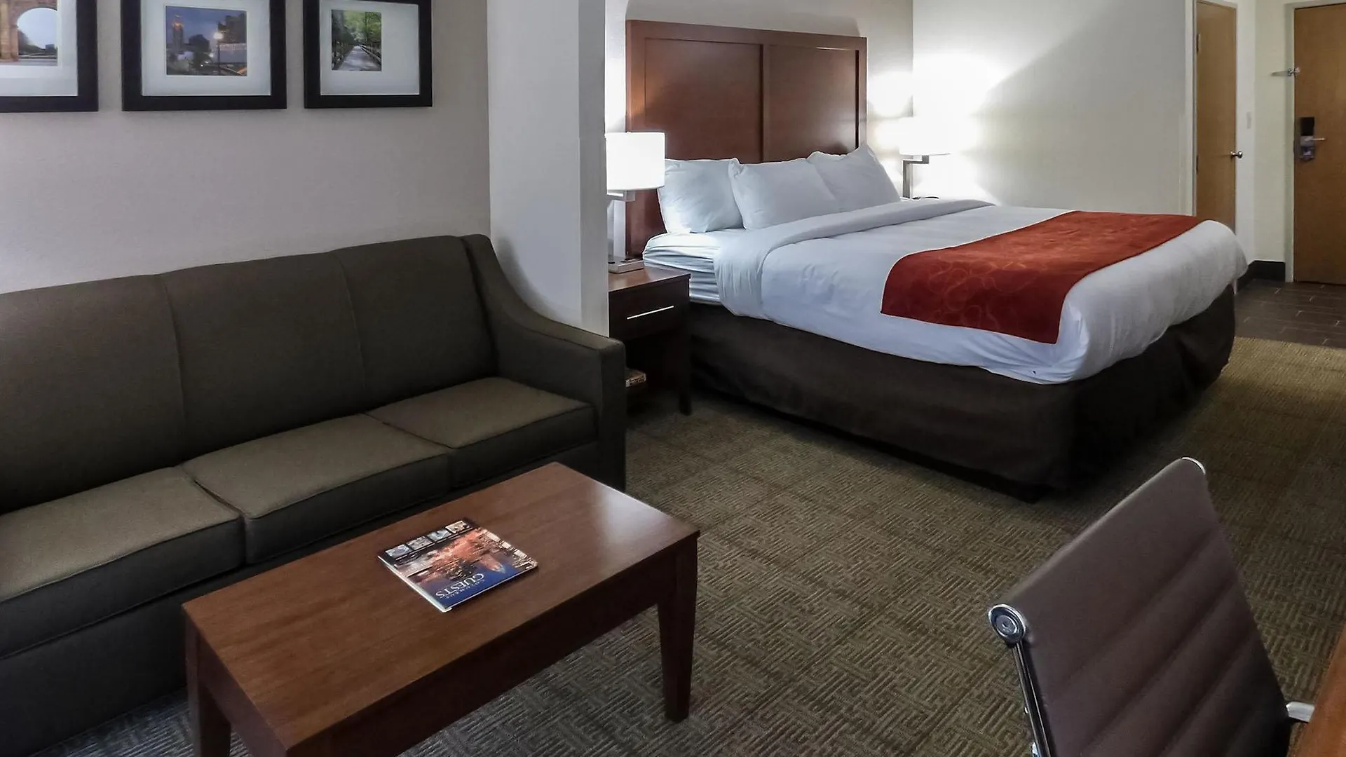 Comfort Suites Columbus West - Hilliard Hotel