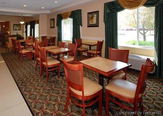 Hotel Comfort Suites Columbus West - Hilliard